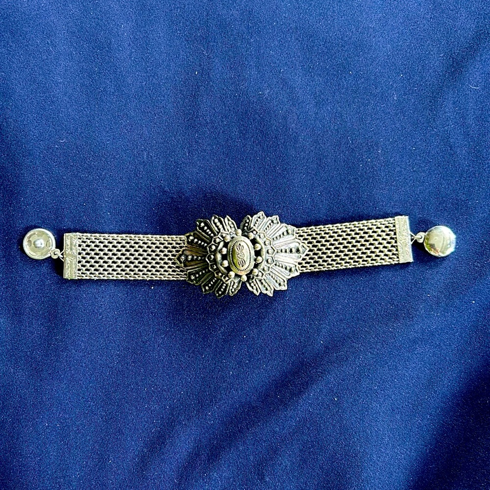 7” silver bracelet